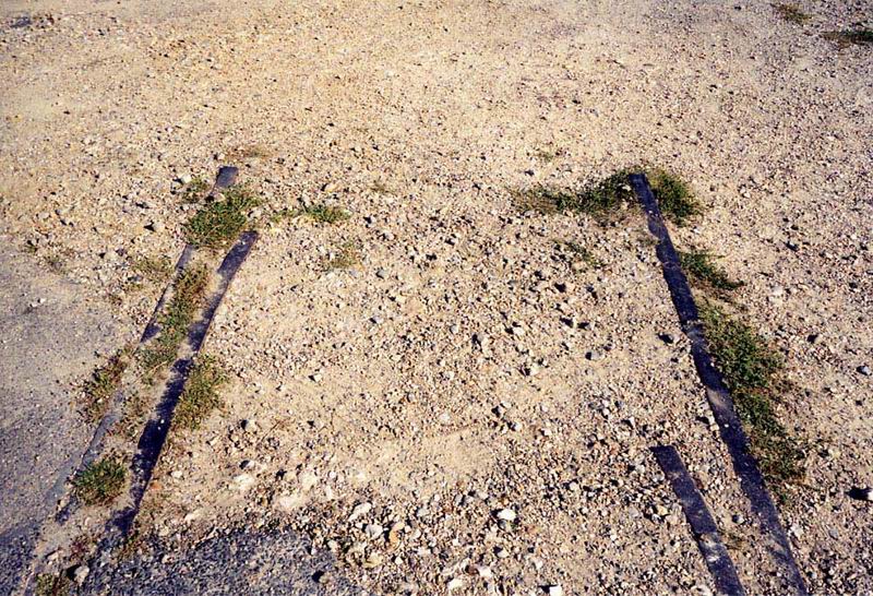 Rails du PN juste avant Coubert-Soignolles vue vers Verneuil en Septembre 2002